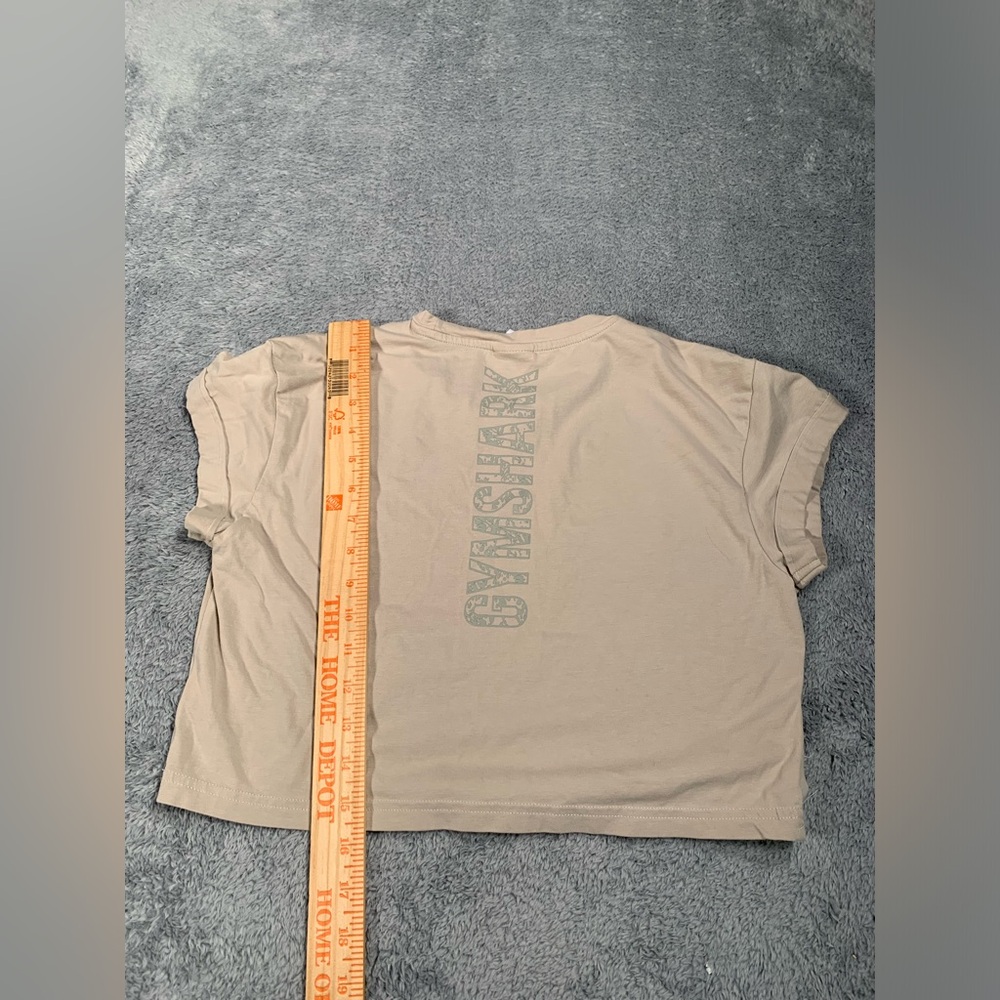 Gymshark Tan Crop Top small tee - Picture 9 of 9